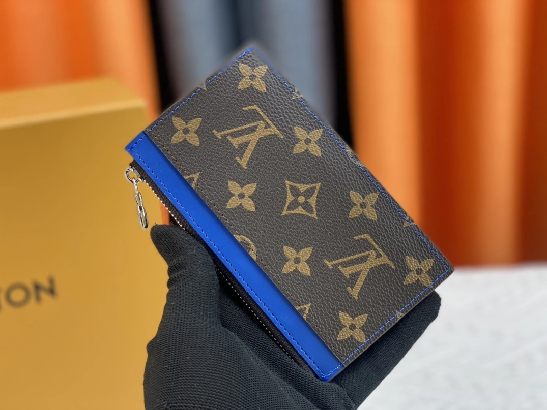 Modern 5746 Louis Vuitton LV Card Case For Women