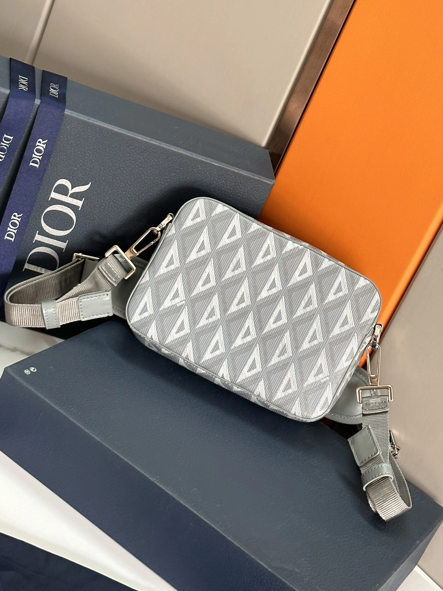 Modern 7850 Christian Dior AAA Man Messenger Bags - Image 3