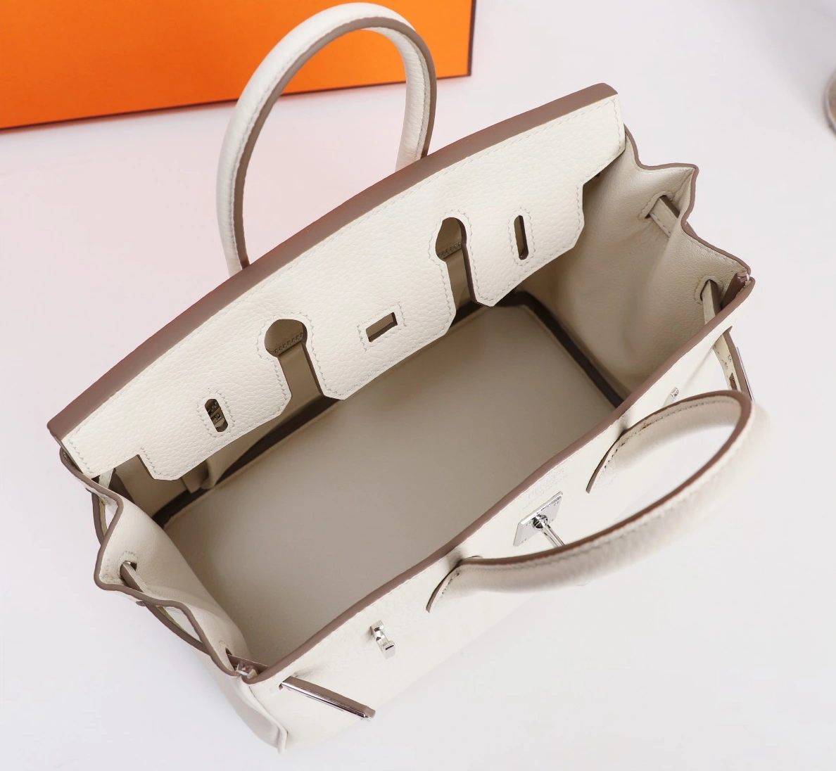 Modern 9399 Hermes AAA Quality Handbags For Women - Image 8