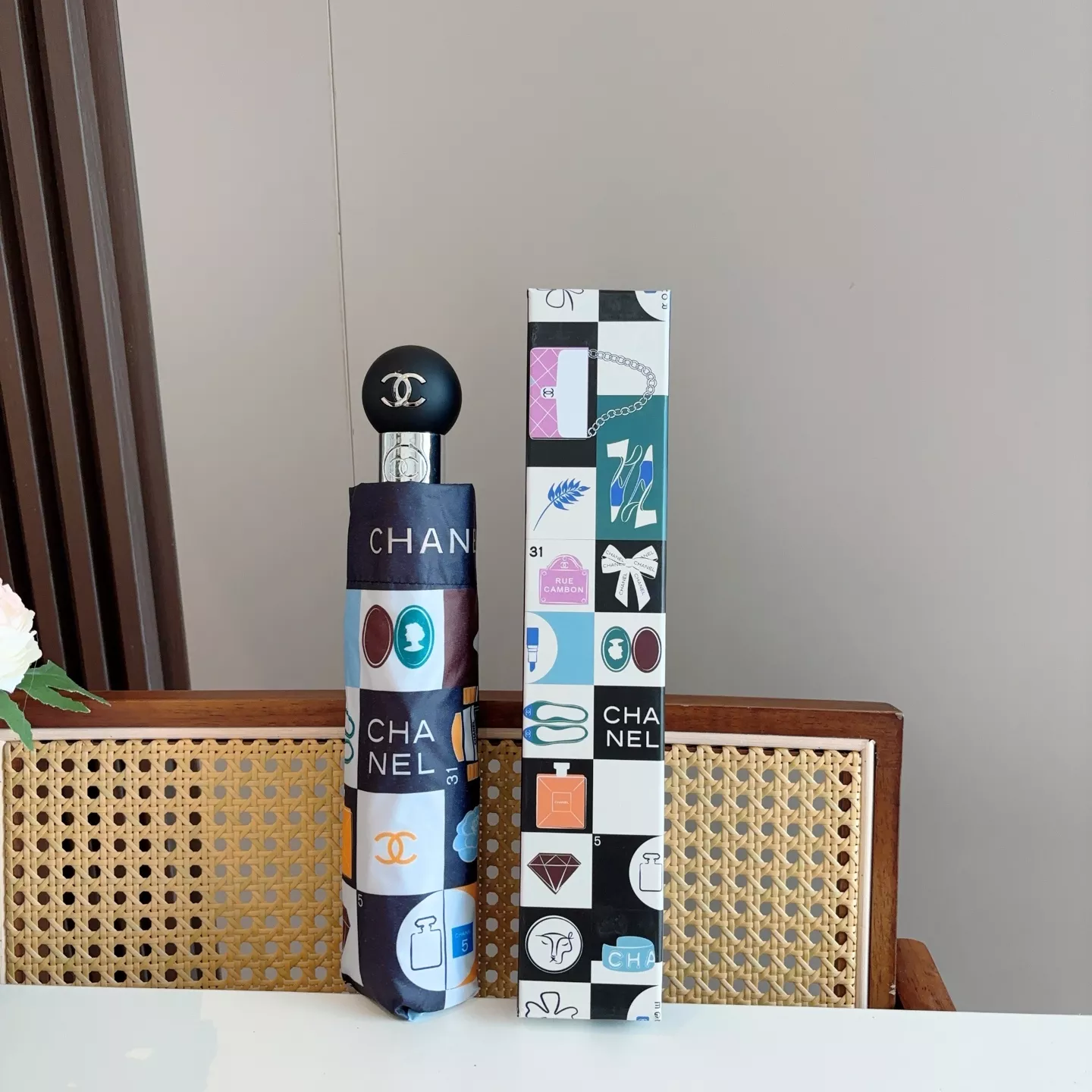 NewStyle 1827 Chanel Umbrellas - Image 4