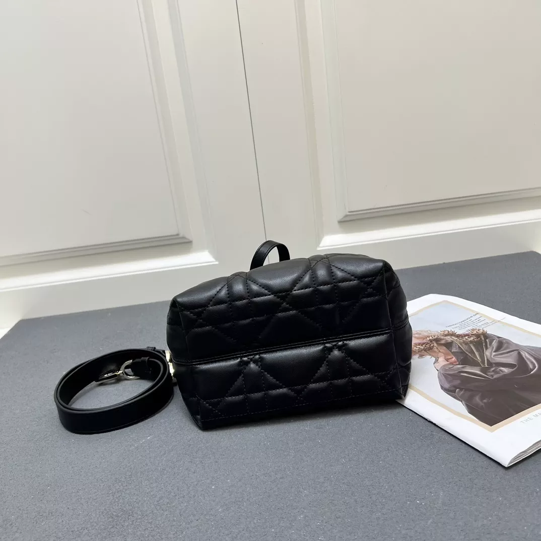 Popular 3407 Christian Dior AAA Quality Handbags For Women - Image 7