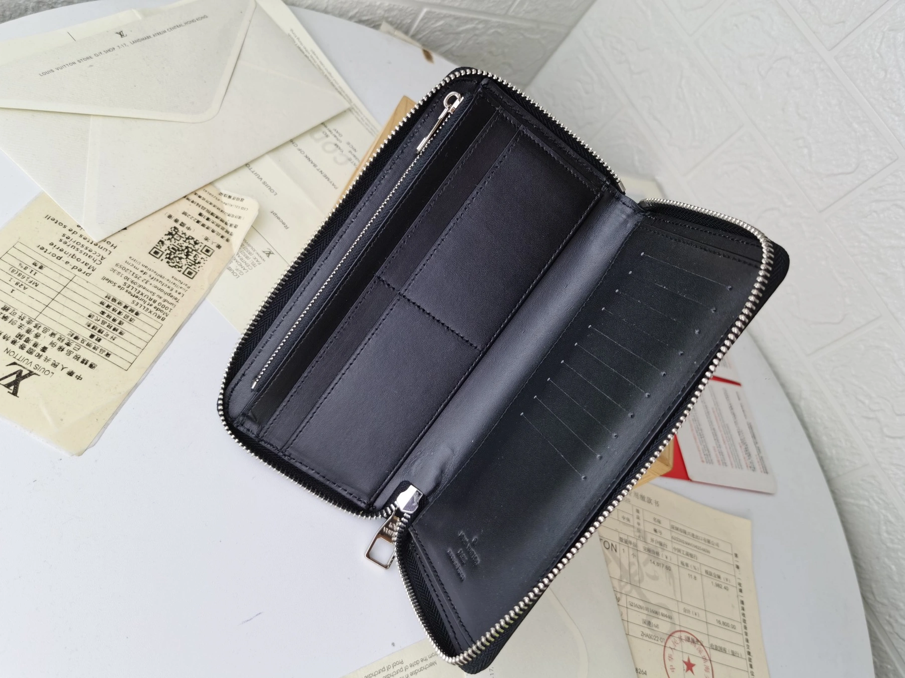 Popular 5829 Louis Vuitton LV Card Case For Unisex - Image 6