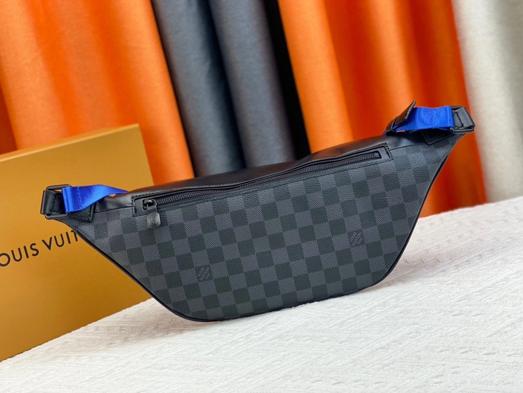 Popular 7079 Louis Vuitton LV AAA Quality Belt Bags For Unisex - Image 3