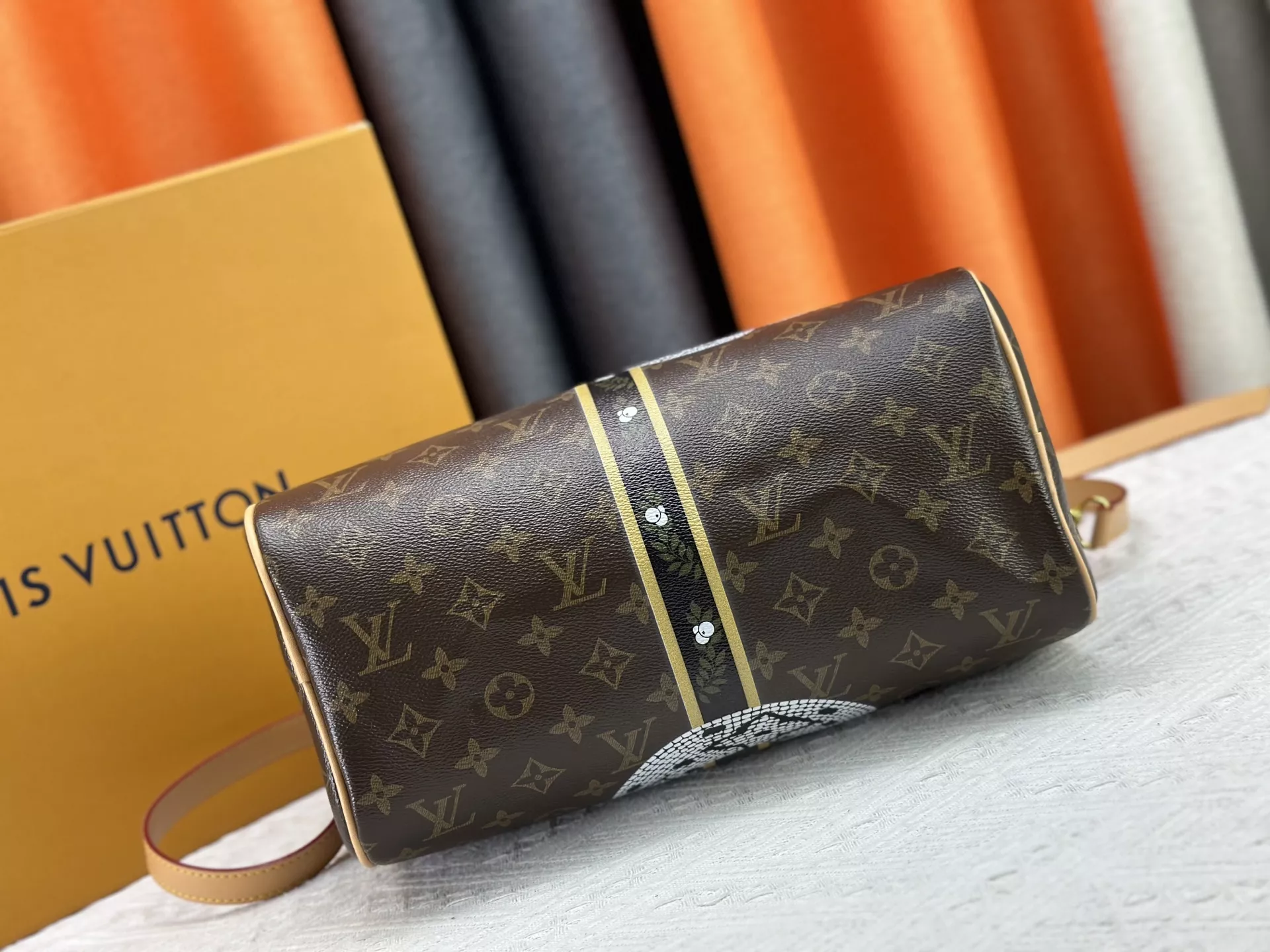 Practical 8591 Louis Vuitton AAA Quality Handbags For Women - Image 4
