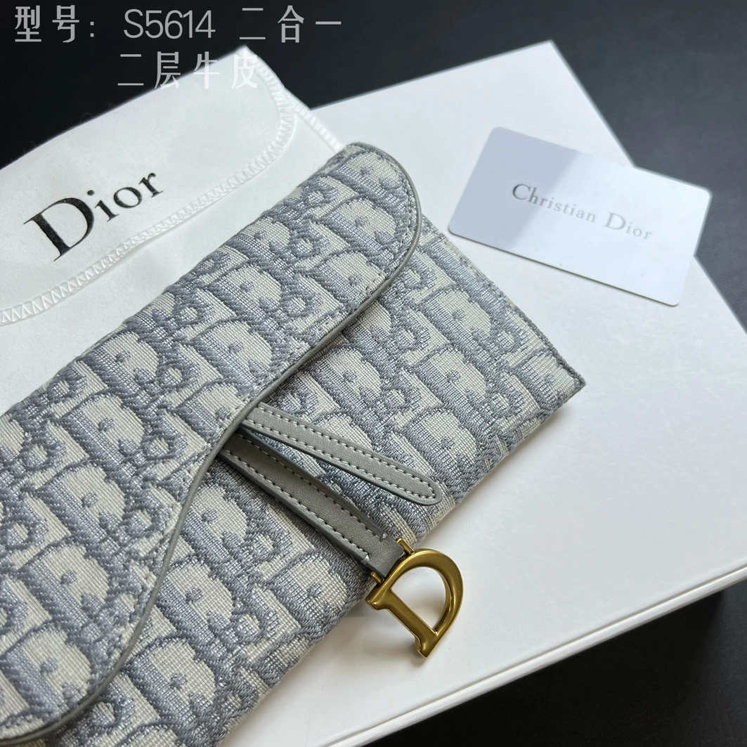 Refined 2204 Christian Dior Wallets