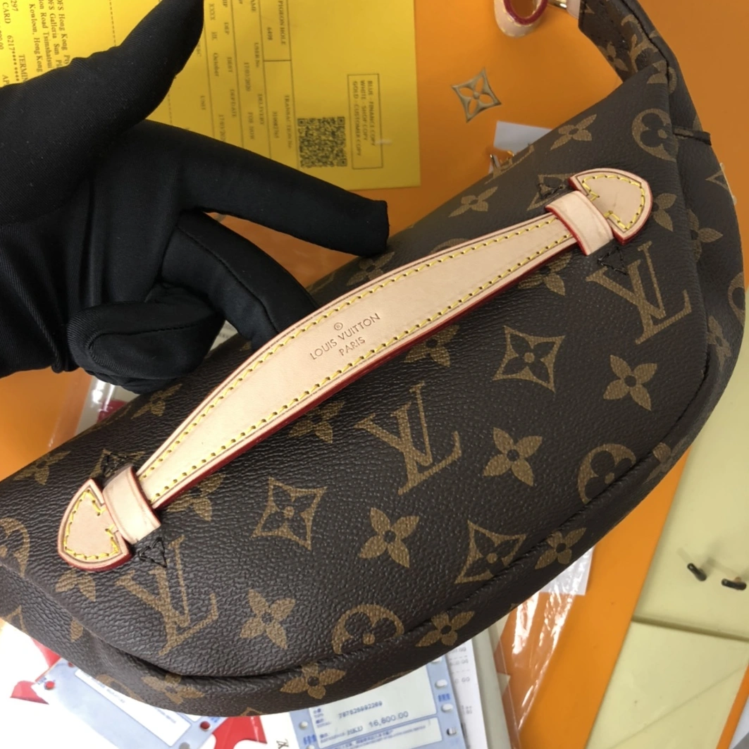 Refined 2586 Louis Vuitton AAA Quality Messenger Bags For Women - Image 6