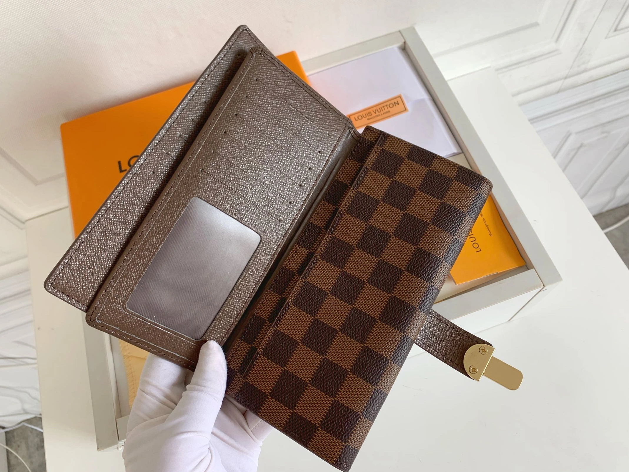 Refined 6128 Louis Vuitton LV Card Case For Women - Image 5