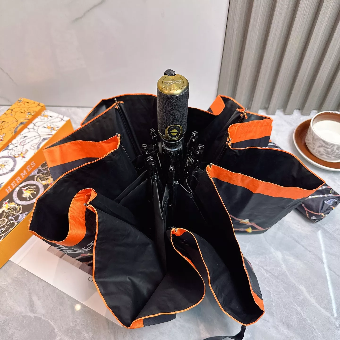 Sleek 3685 Hermes Umbrellas - Image 6