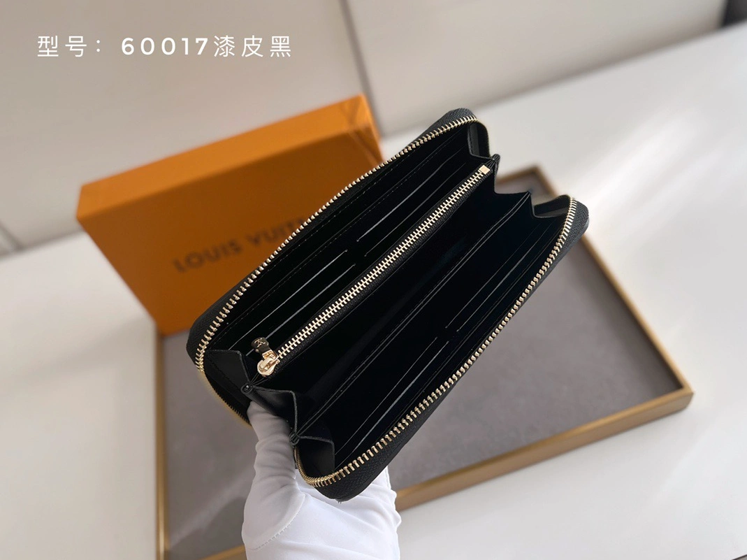 SmartChoice 140 Louis Vuitton AAA Quality Wallets - Image 6