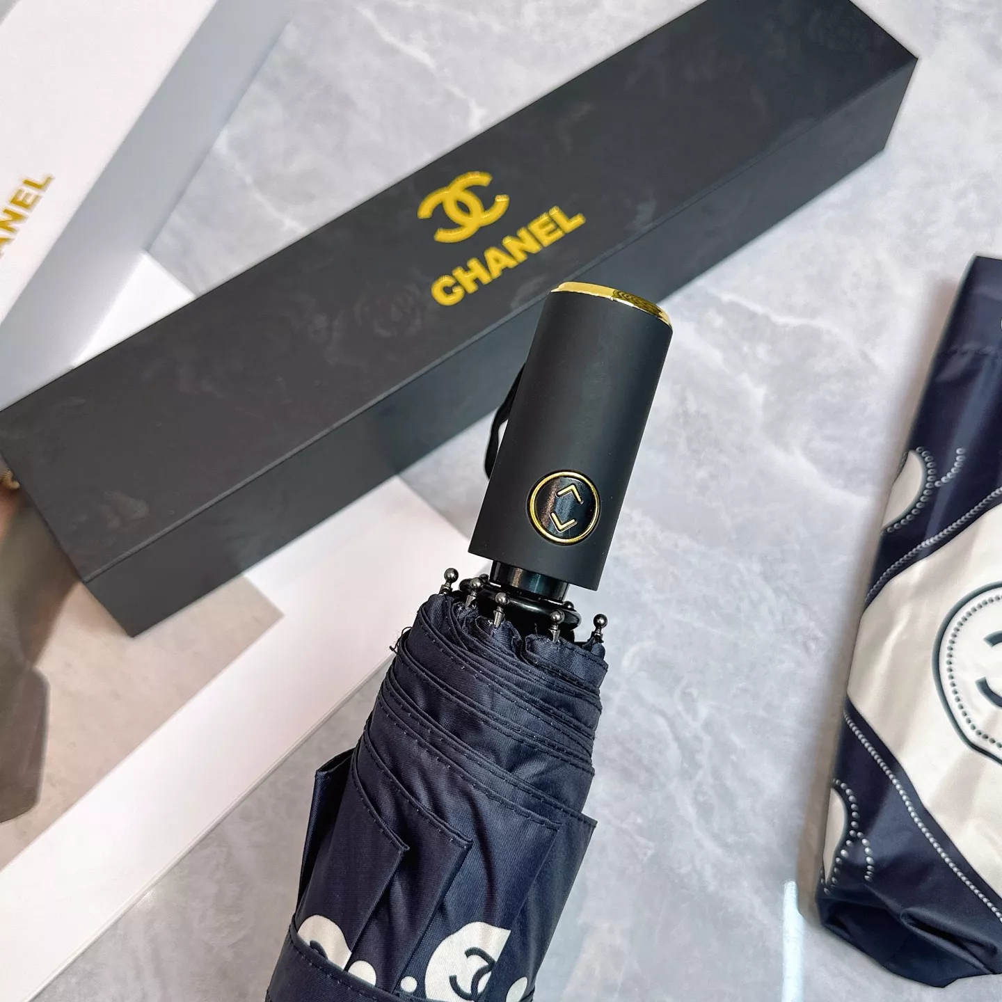 SmartChoice 147 Chanel Umbrellas - Image 3