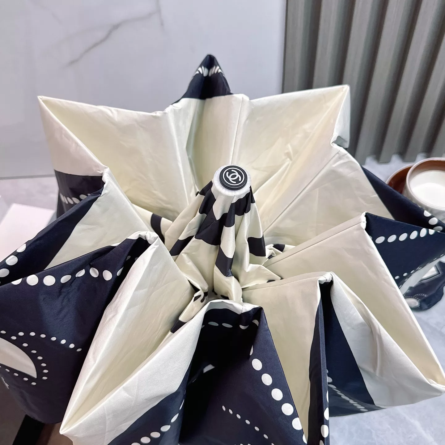 SmartChoice 147 Chanel Umbrellas - Image 5