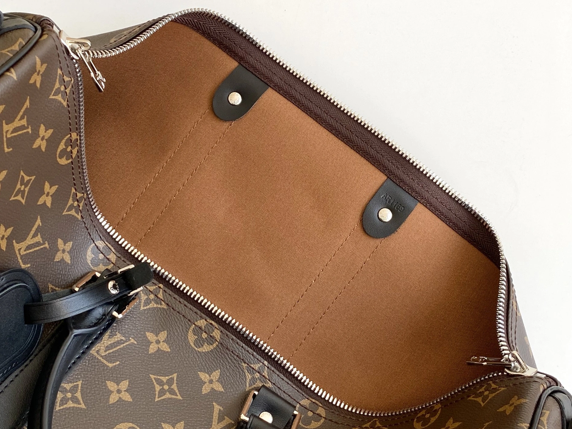 SmartChoice 7746 Louis Vuitton Travel Bags - Image 8
