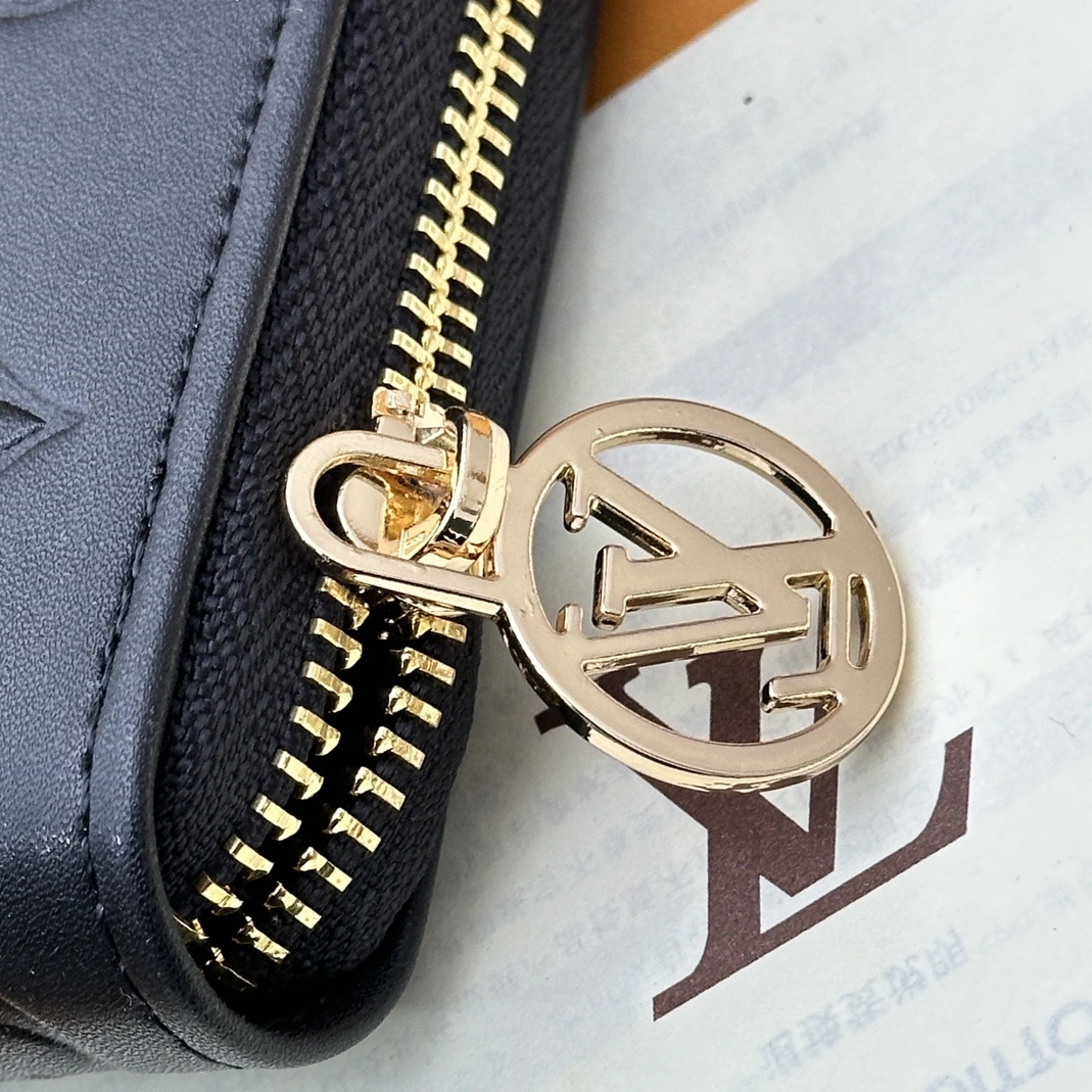 Soft 1953 Louis Vuitton LV Wallets For Women - Image 3