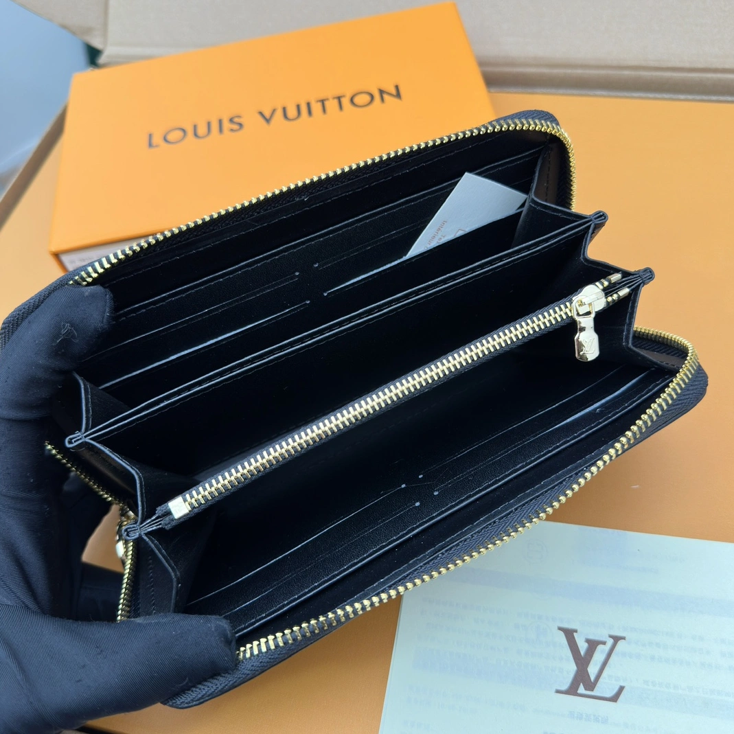 Soft 1953 Louis Vuitton LV Wallets For Women - Image 5