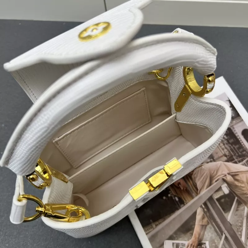 Sophisticated 5945 Louis Vuitton AAA Quality Handbags For Women - Image 7