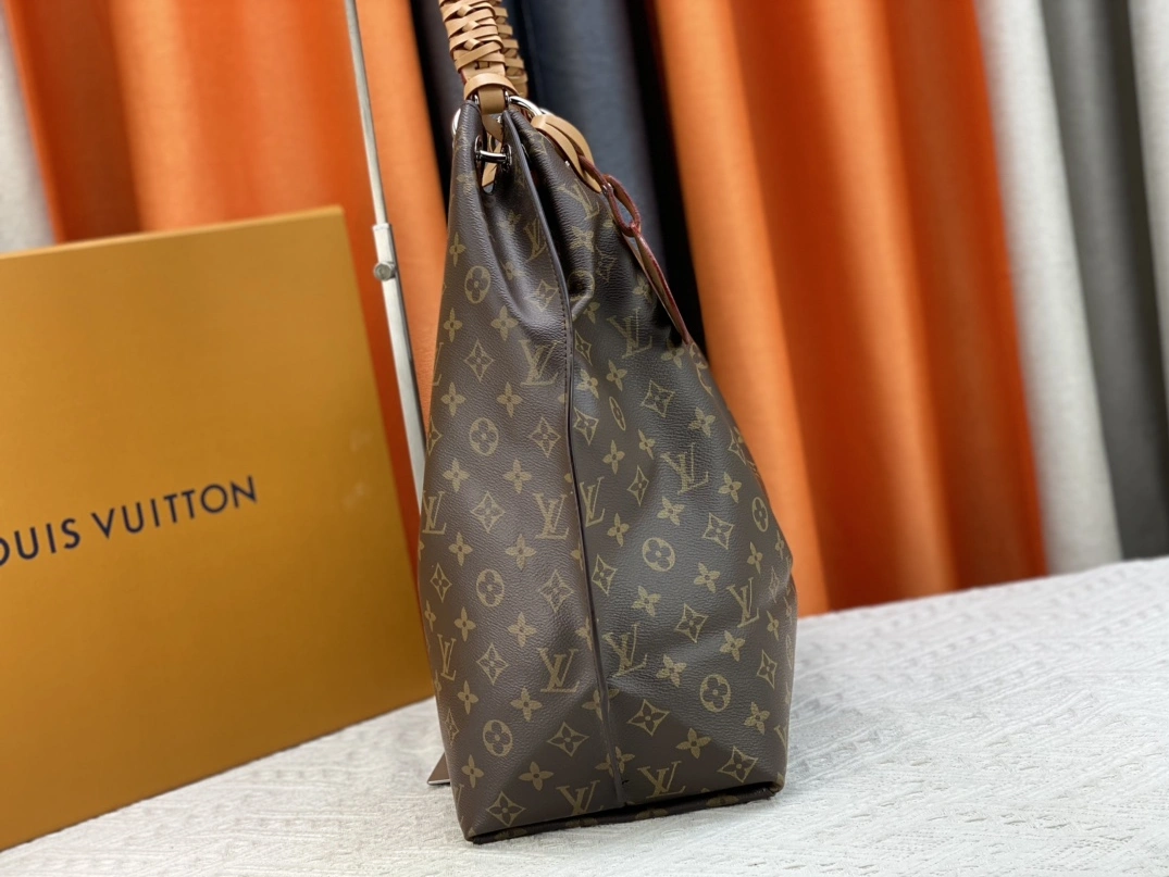 Sophisticated 9301 Louis Vuitton AAA Quality Handbags For Women - Image 3