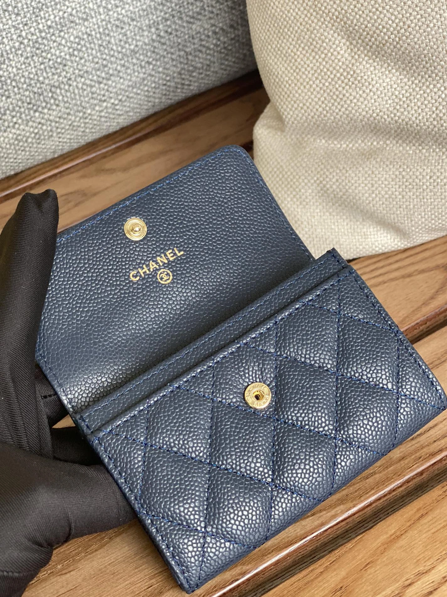 SportInspired 4147 Chanel Wallets - Image 5