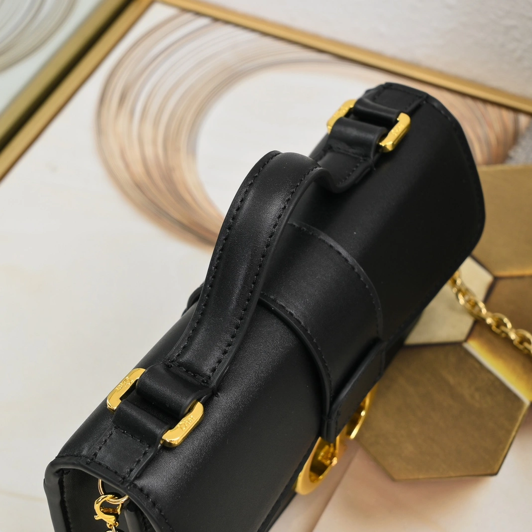 SportInspired 7679 Christian Dior AAA Quality Messenger Bags For Women - Image 4