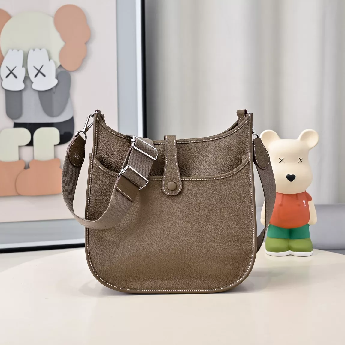 StreetReady 2044 Hermes AAA Quality Messenger Bags For Women - Image 3