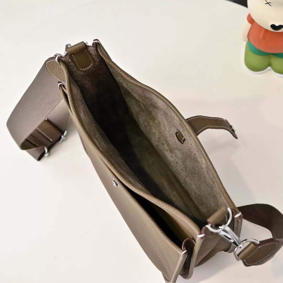 StreetReady 2044 Hermes AAA Quality Messenger Bags For Women - Image 8