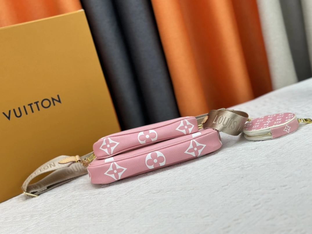 Timeless 8842 Louis Vuitton AAA Quality Messenger Bags For Women - Image 5