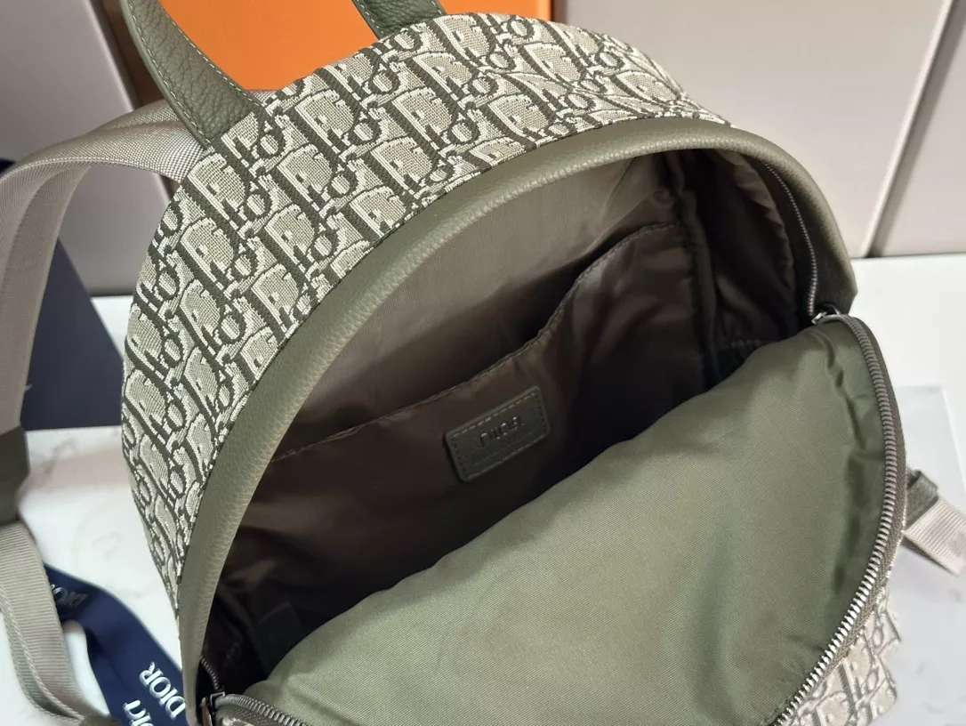 Trendsetting 2664 Christian Dior AAA Man Backpacks - Image 8