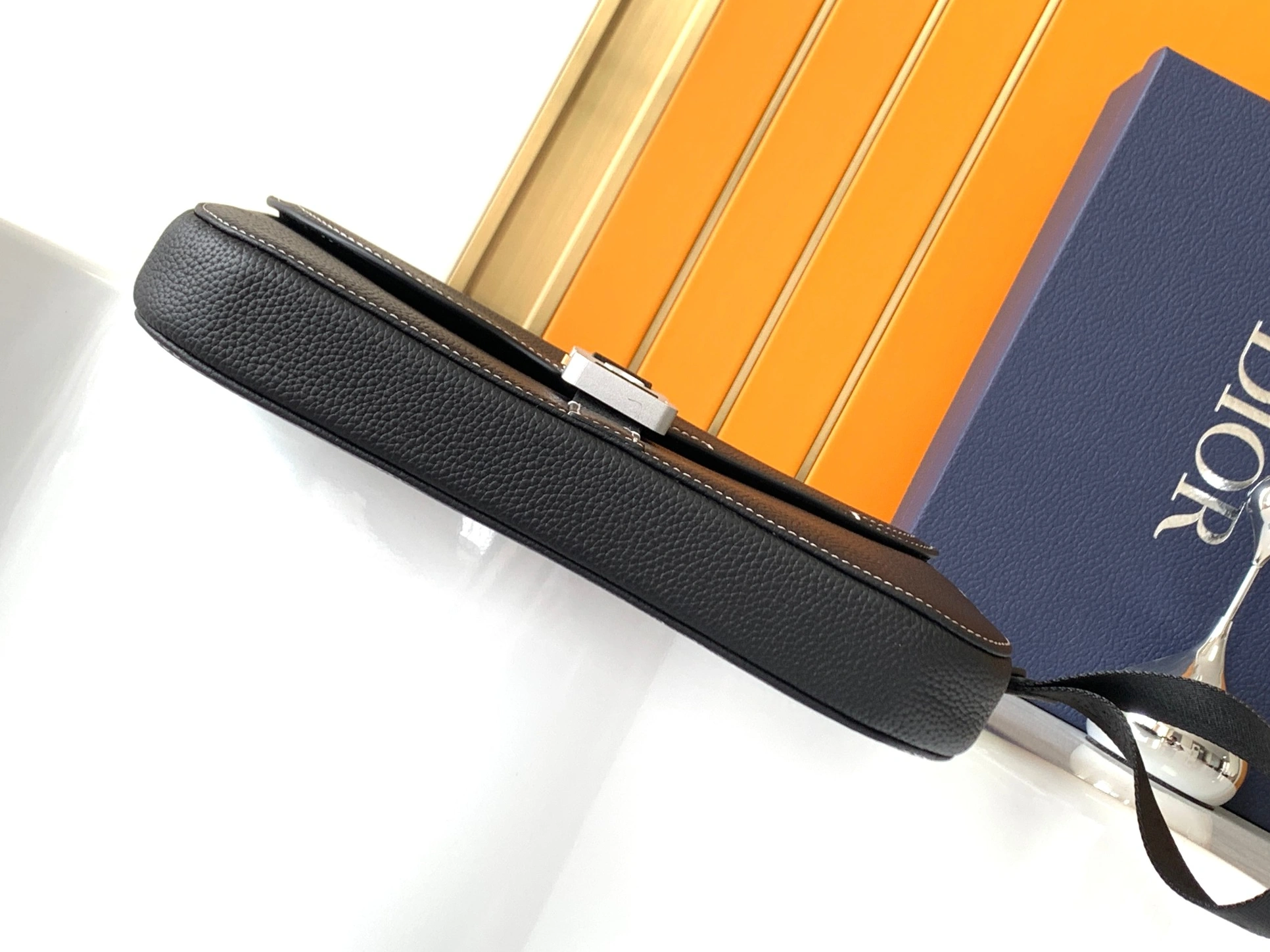 Trendsetting 7229 Christian Dior AAA Man Wallets - Image 4