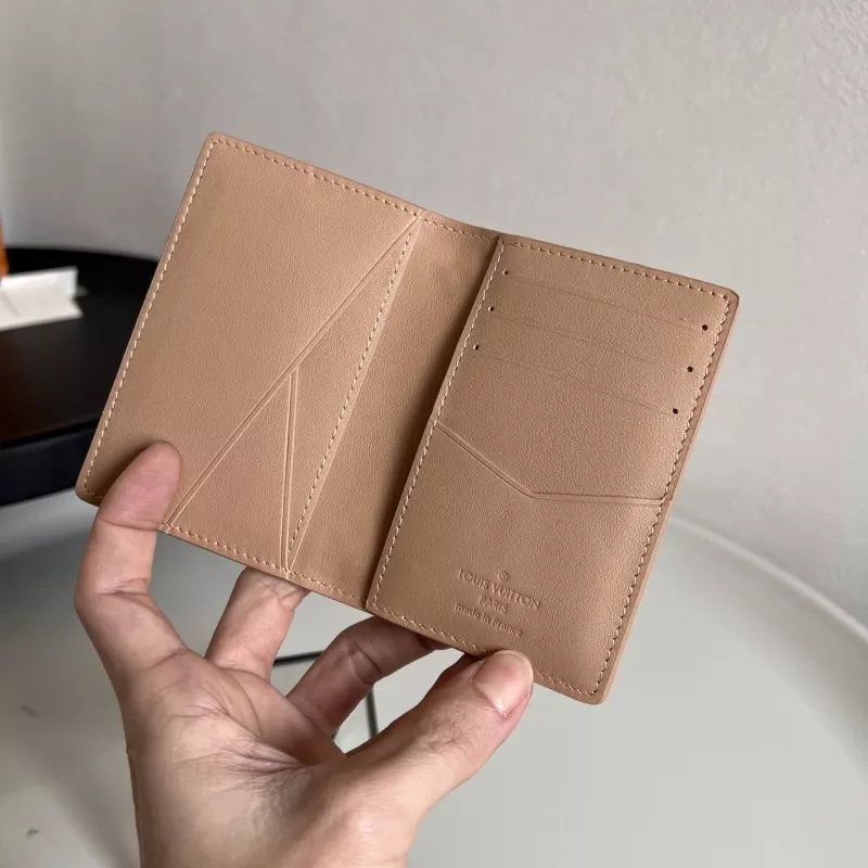 Trendy 6648 Louis Vuitton AAA Quality Card Case - Image 5