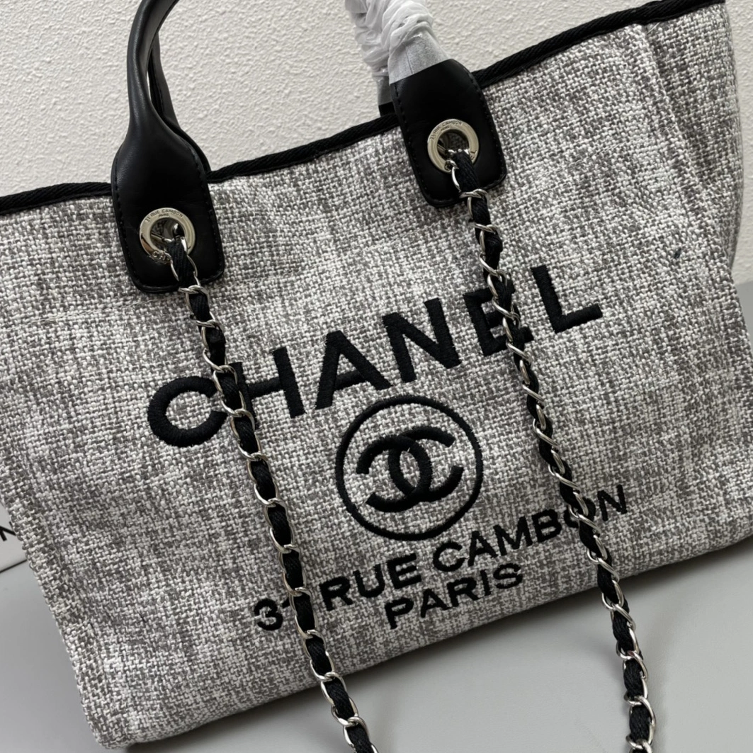 Trendy 8932 Chanel AAA Quality Handbags For Women - Image 5