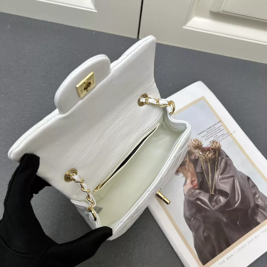 UrbanStyle 5297 Chanel AAA Quality Messenger Bags For Women - Image 7