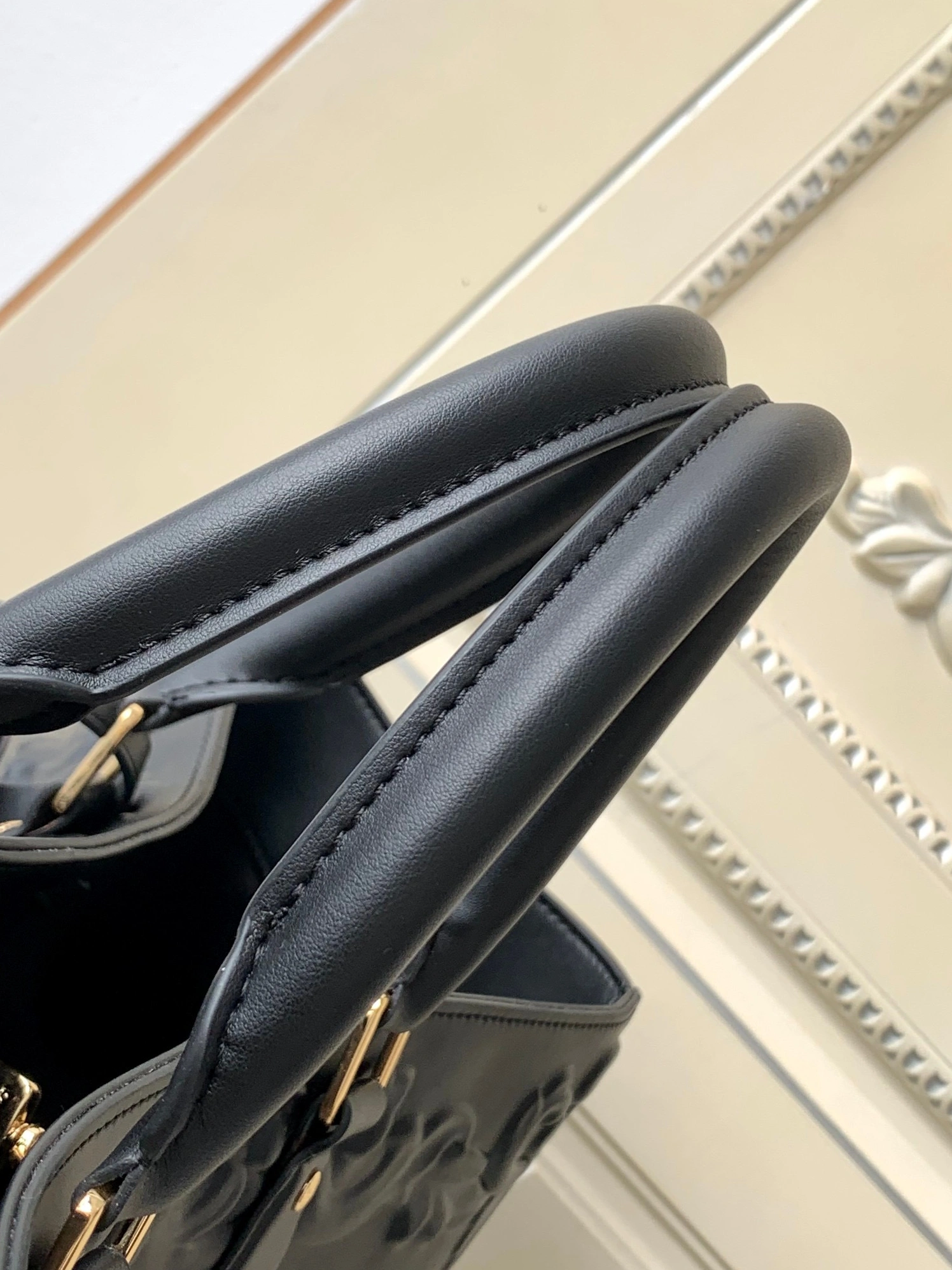 Versatile 2159 Louis Vuitton AAA Quality Tote-Handbags For Women - Image 7