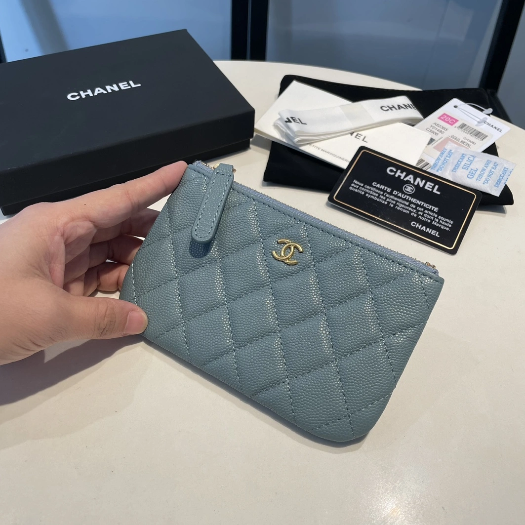 Vibrant 1800 Chanel AAA Quality Wallets For Women