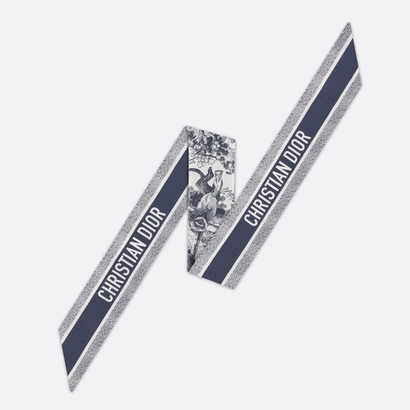 WellDesigned 4325 Dior Mitzah Twill In Toile de Jouy Sauvage Motif Silk Navy Blue - Image 3