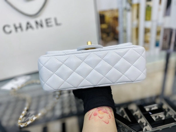 CHANEL FLAP BAG Affordable 705 - Image 5