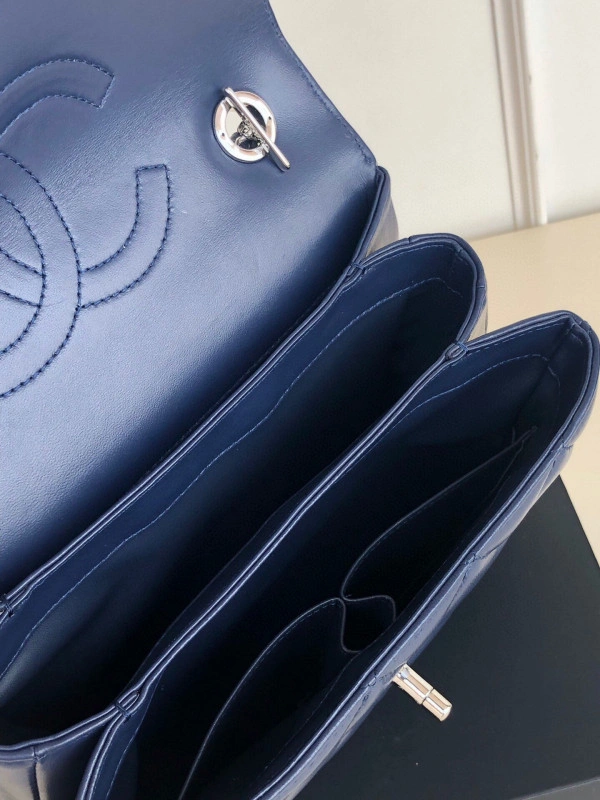 StreetReady CHANEL TRENDY BAG 1068 - Image 7