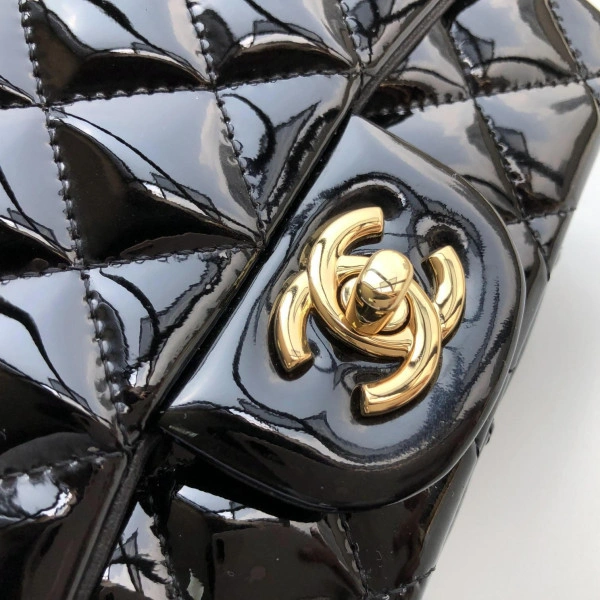 DailyWear CHANEL FLAP BAG 17CM 772 - Image 6