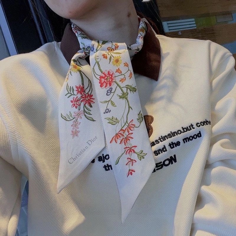 Dior Mitzah Twill Petites Fleurs Motif Silk White - Image 3