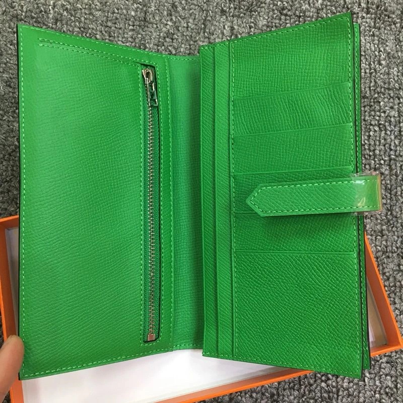 Hermes Bearn Wallet Epsom Leather Palladium Hardware In Green - Image 3