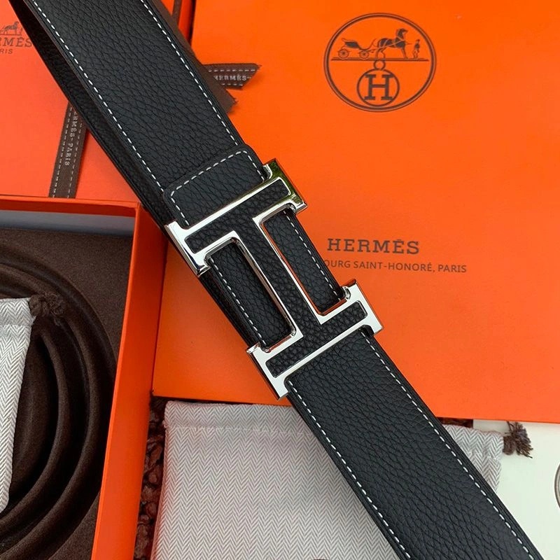 Hermes H Leather Buckle 38MM Reversible Belt Togo Leather In Black Silver - Image 3