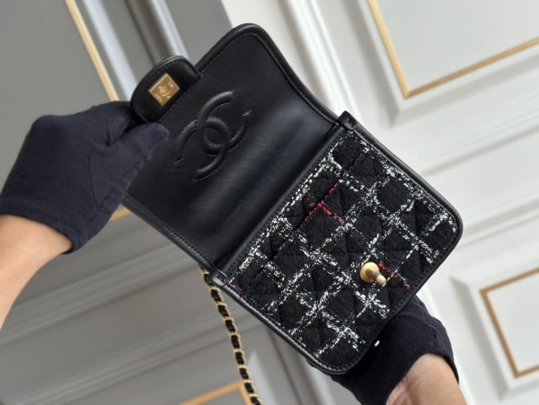 ModernLook CHANEL flap bag 1531 - Image 5