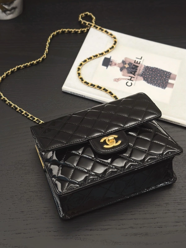 DailyWear CHANEL FLAP BAG 341 - Image 6