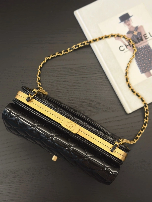 DailyWear CHANEL FLAP BAG 341 - Image 7