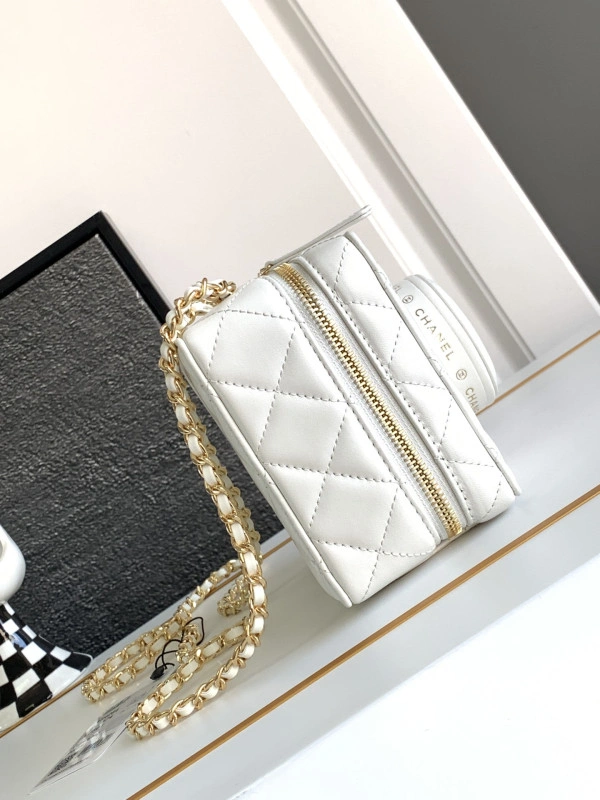 CHANEL Vintage Camera Bag-18CM SmartChoice 1412 - Image 4