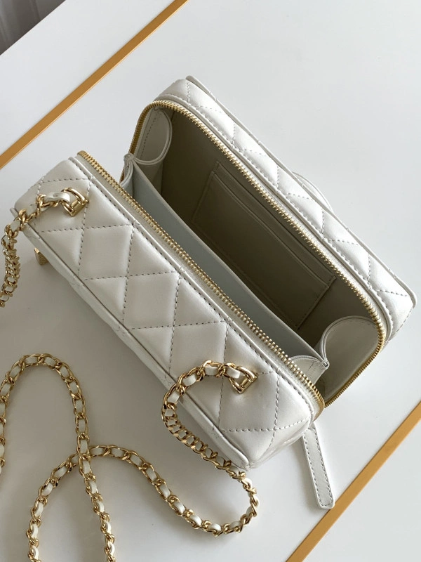 CHANEL Vintage Camera Bag-18CM SmartChoice 1412 - Image 9