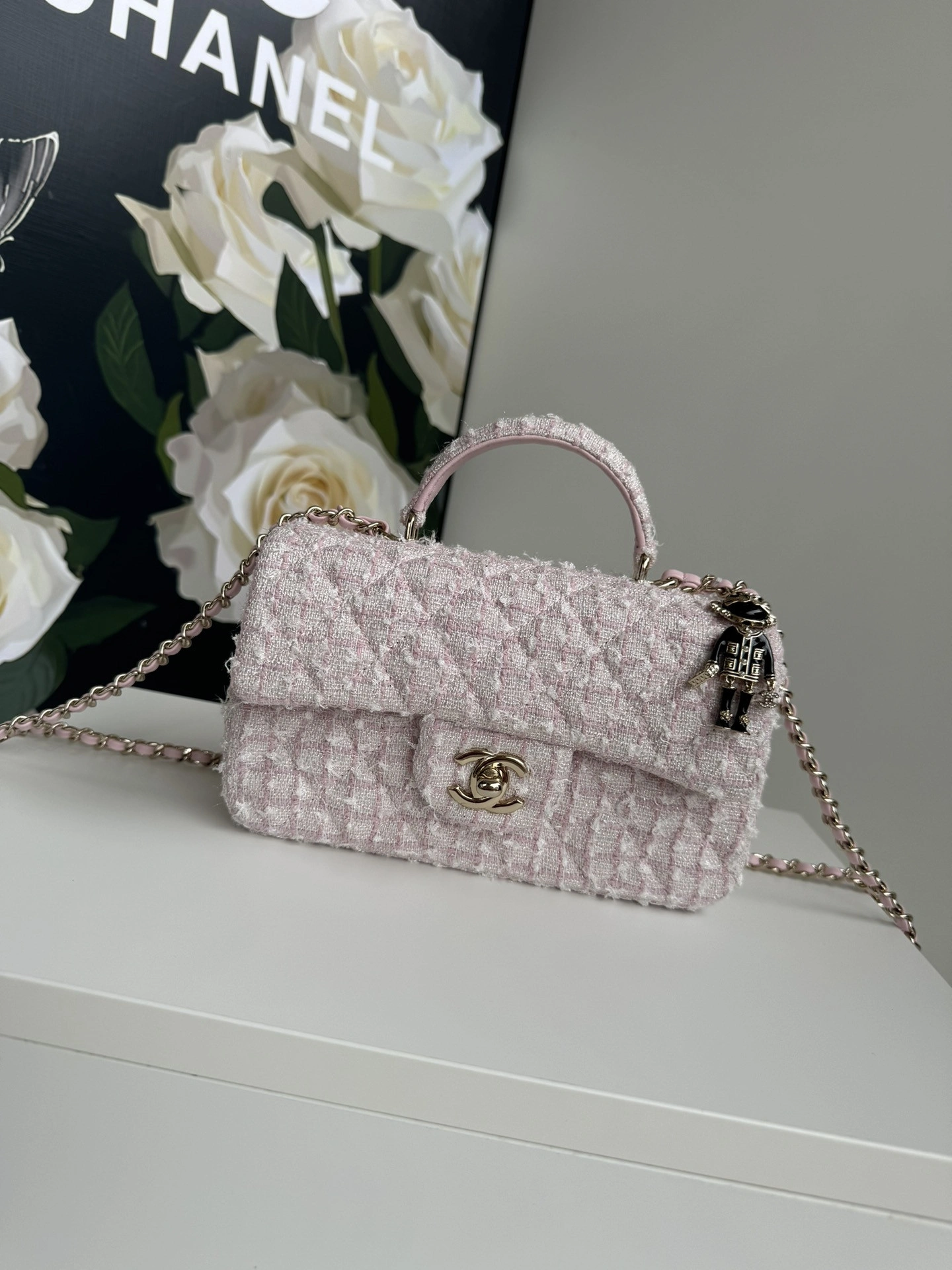 ModernLook CHANEL FLAP BAG WITH TOP HANDLE-20*12*6cm 907