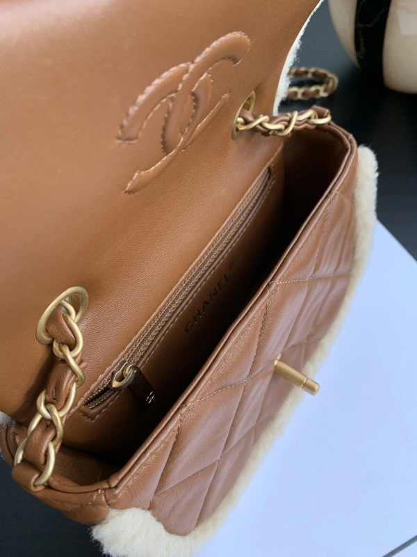 CHANEL FLAP BAG 23CM WellDesigned 279 - Image 10